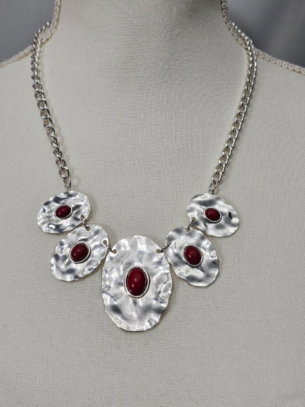 Vintage Silver-tone Hammered Metal Boho Retro Red Stone Statement Necklace